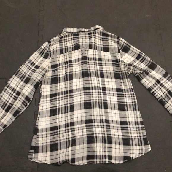 Old Navy blouse - Picture 2 of 2